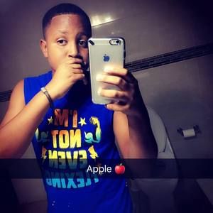 Meet your Posher, Warren